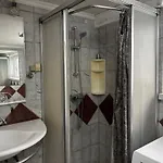 Cosy Family Basement In Copenhagen With Jacuzzi * Soborg