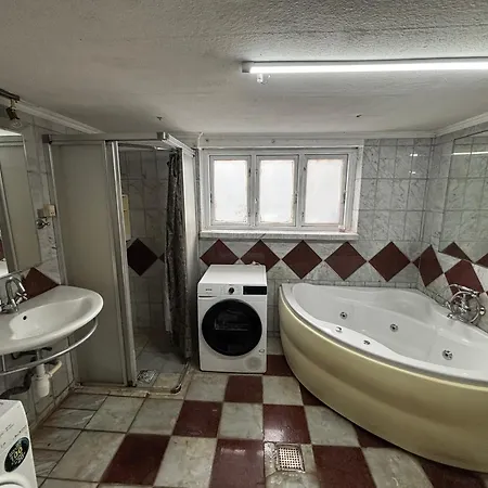 Cosy Family Basement In Copenhagen With Jacuzzi * Søborg